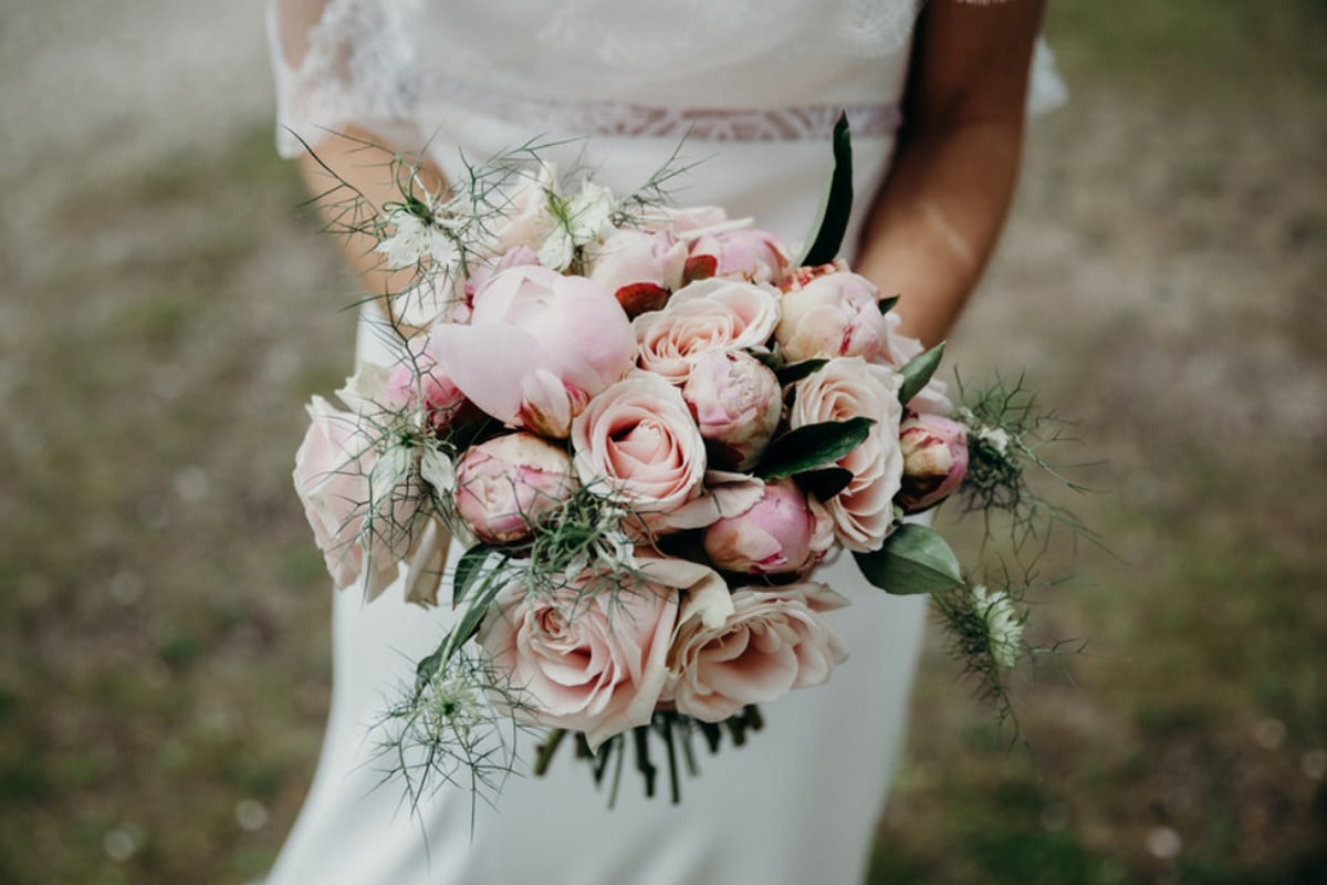 Bouquet de mariée pivoine : une touche d’élégance et de romantisme