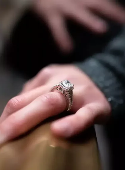 Bague de fiançailles : guide pour bien choisir