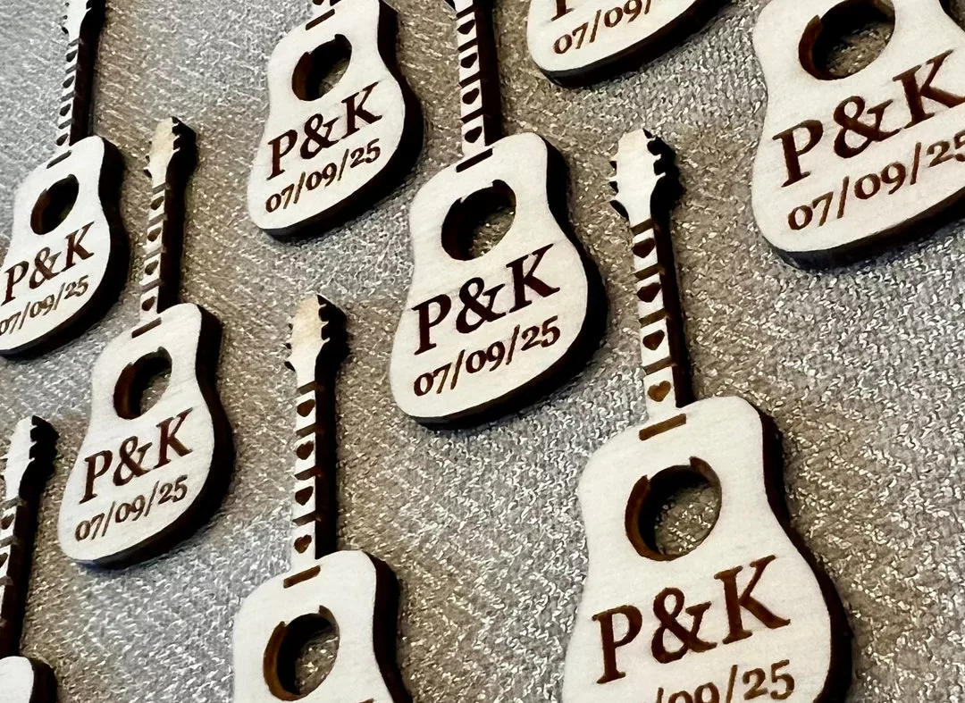 Guitare acoustique en bois personnalisée livre d'or de mariage - produit Etsy