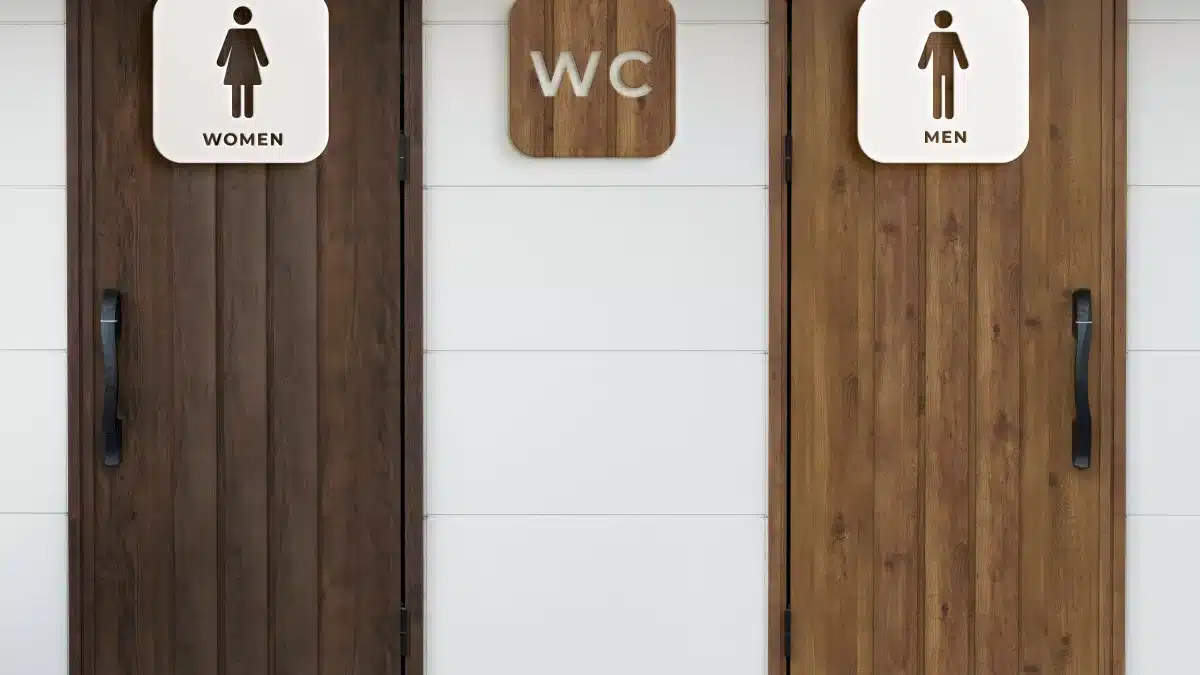toilettes pour homme et femme